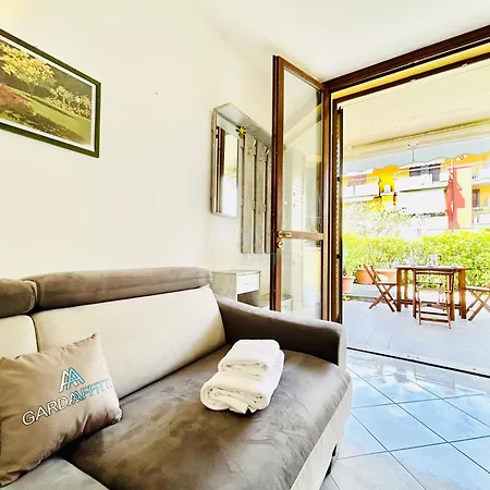 Berlino Rif Apartament